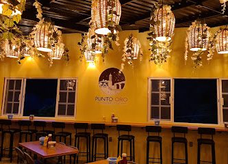 PUNTO ORO * RESTAURANT BAR *