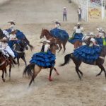 Lienzo Charro El Gran Azteca