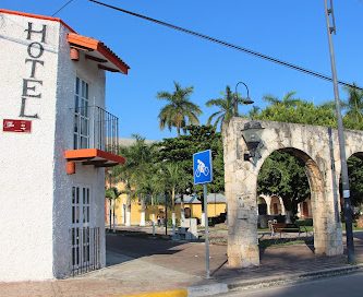 Hotel Esquivel "La Casona"