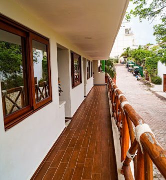 Hotel Casa Azul Maya