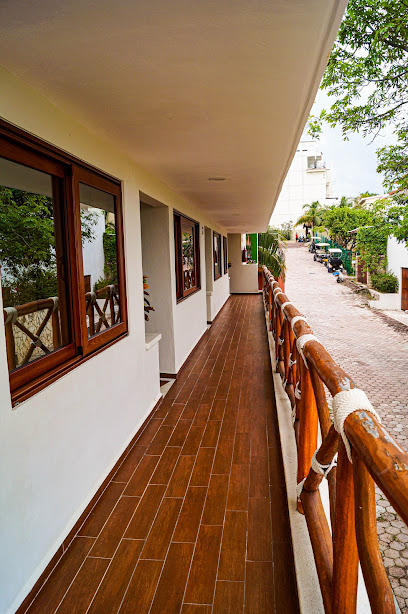 Hotel Casa Azul Maya