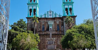 Catedral de Ciudad Altamirano (Fray Juan Bautista Moya)