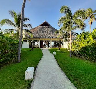 Stáa Luxury Oceanfront House