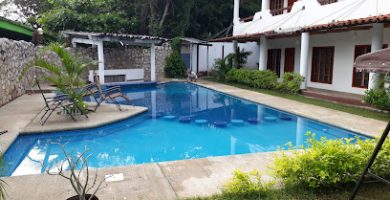 Hotel & Suites La Antigua