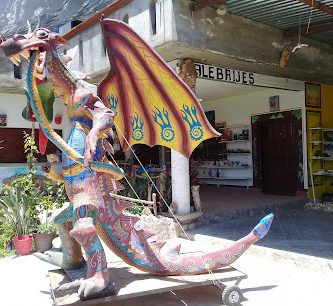 Alebrijes Manos Creativas de Florencio Fuentes y familia