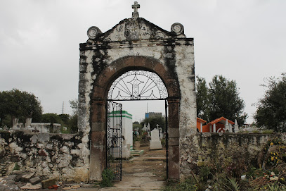 Panteón de Santa Catarina Ayometla