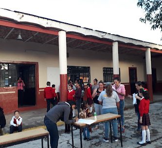 Escuela Manuel López Cotilla 518