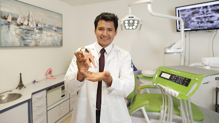 Dr Hugo Sanchez Martínez - Dentista