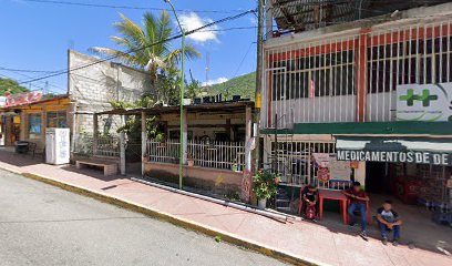 Farmacia y Abarrotes San Martín