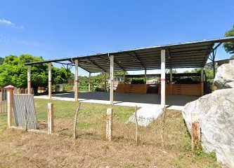 Cancha De Baloncesto Del Barrio Ñucahua